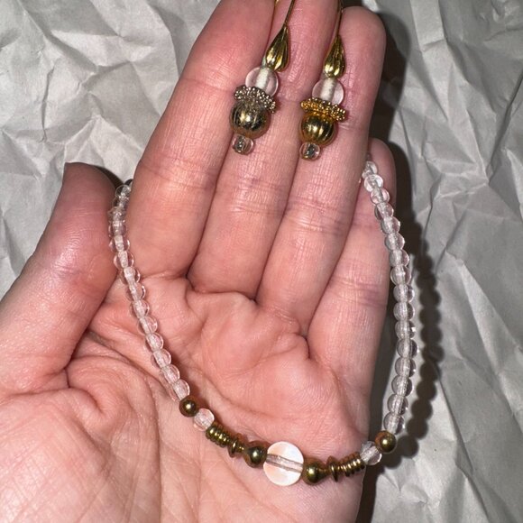 14 3/4" Necklace With Matching Earrings - Picture 8 of 9